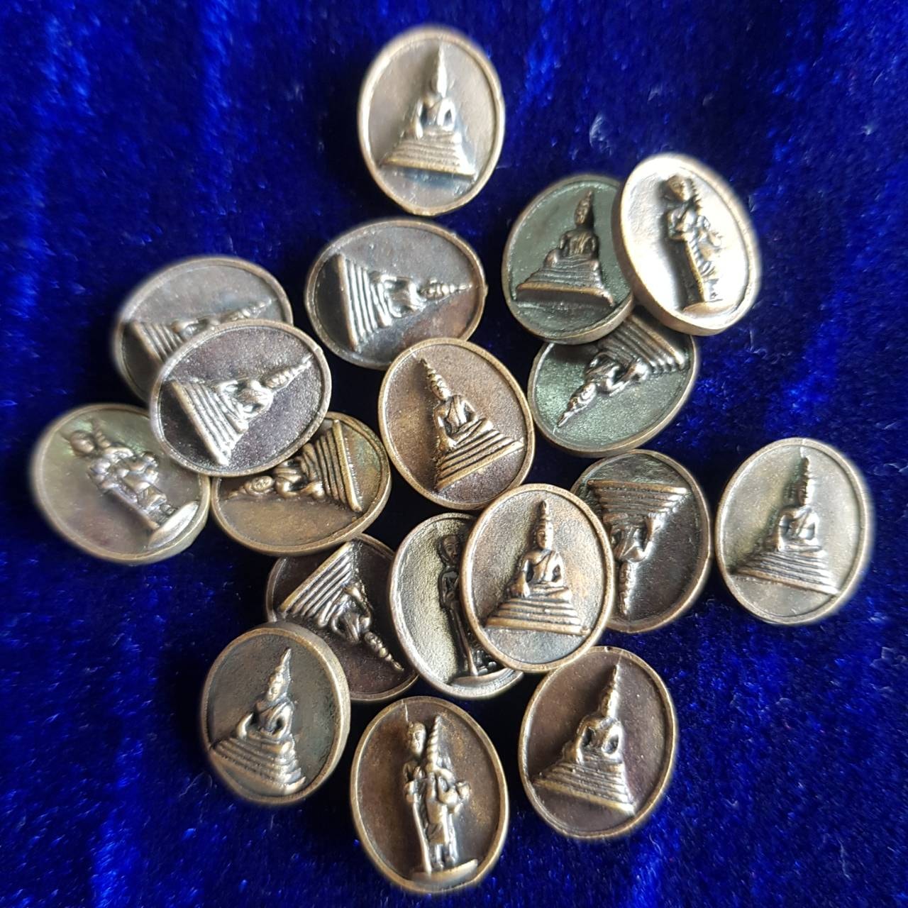 เหรียญเม็ดแตงสมเด็จองค์ปฐม หลัง พระสีวลี หลวงพ่อเล็ก (พระอาจารย์เล็ก) วัดท่าขนุน